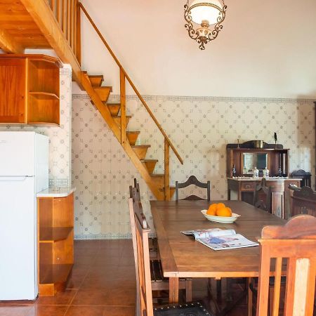 House With Authentic Tiling And Antique Furniture Montemor-o-Novo Exterior foto